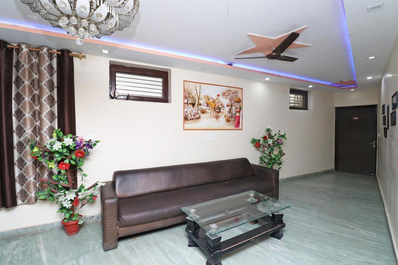 Hotel Hotel Raj Paradise 3*