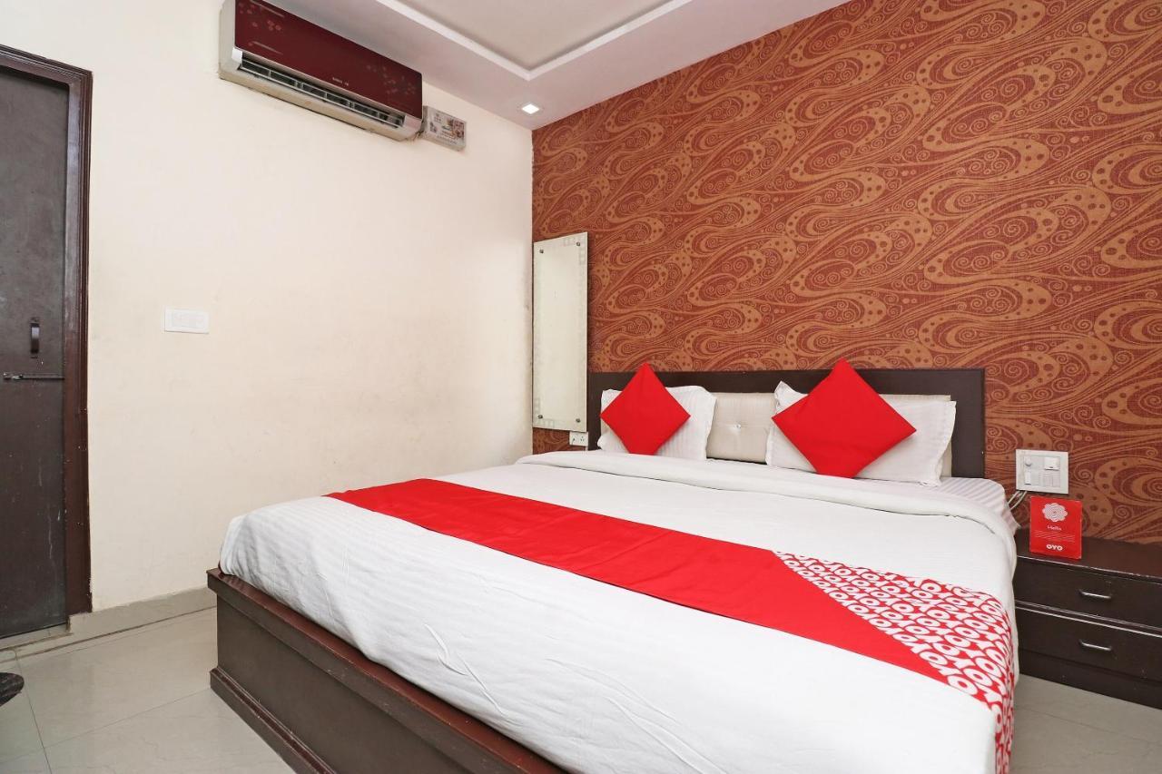Hotel Hotel Raj Paradise