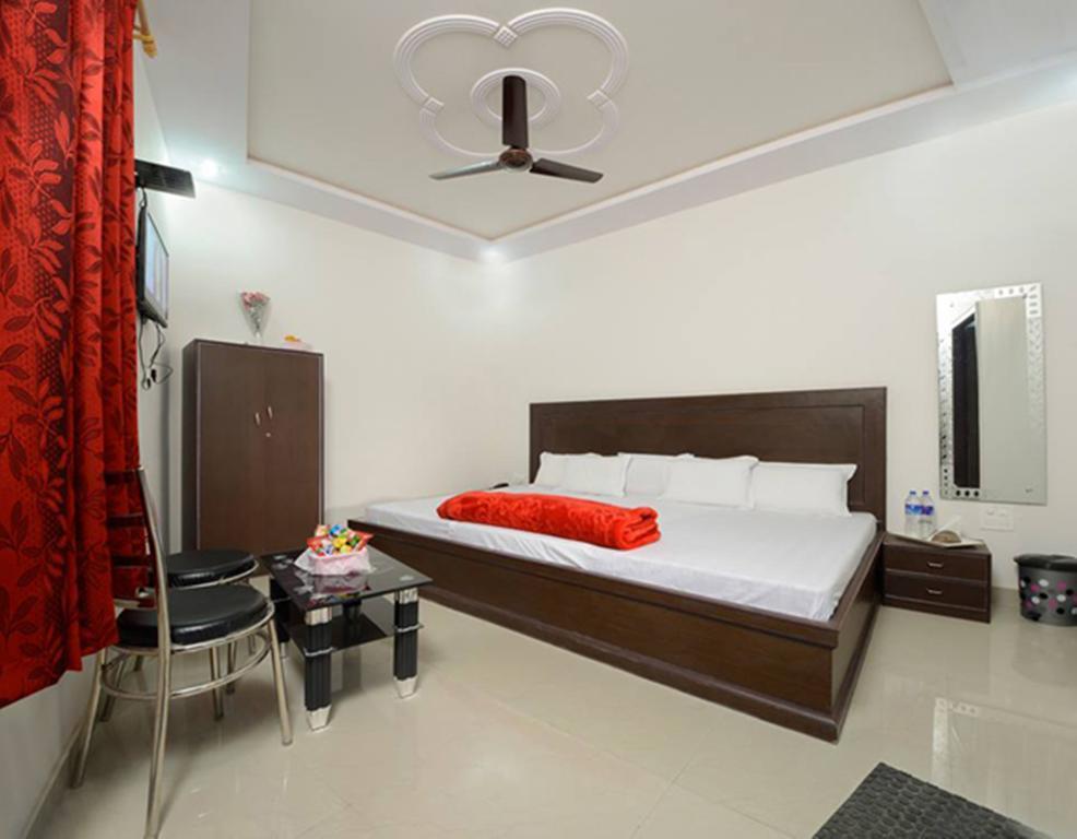 Hotel Hotel Raj Paradise